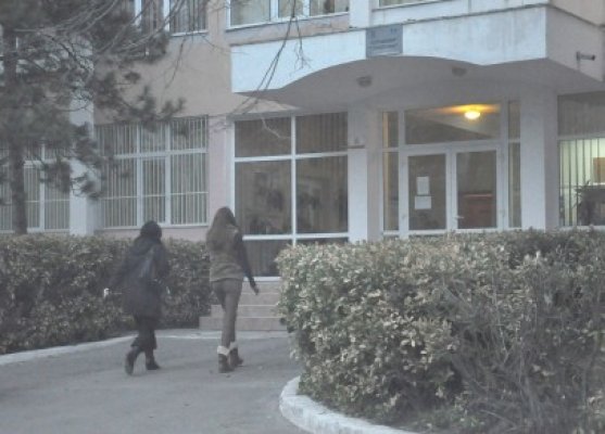 Liceul Călinescu, gazda examenului Delf Scolaire